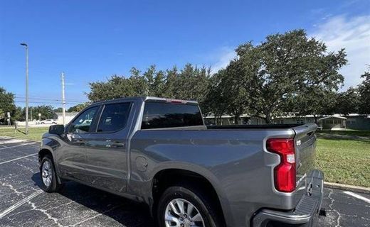 2020 Chevrolet Silverado Custom