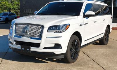 2024 Lincoln Navigator L Reserve