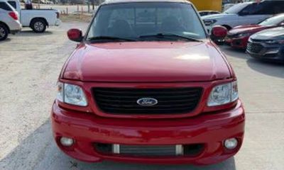 2004 Ford F-150 Heritage Classic Flareside