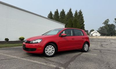 2014 Volkswagen Golf 25L Pzev