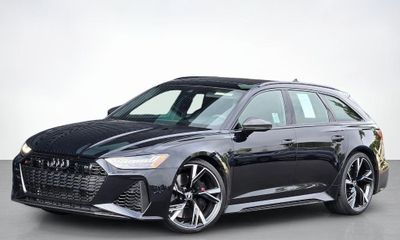 2022 Audi RS 6 Avant Quattro