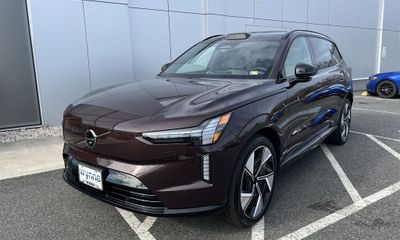 2025 Volvo EX90 Ultra