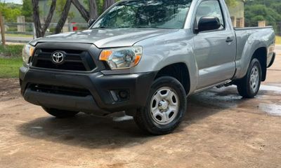 2014 Toyota Tacoma Base