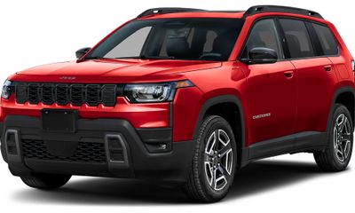 2026 Jeep Cherokee Overland