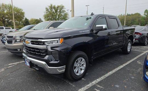 2024 Chevrolet Silverado LT