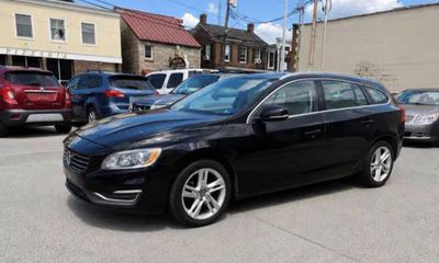 2015 Volvo V60 Premier NON R