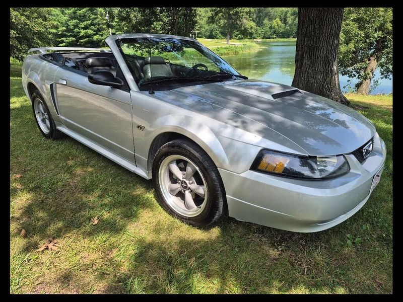 2001 Ford Mustang — a typically priced live listing