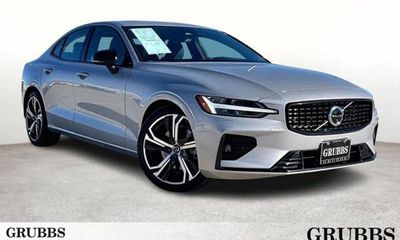 2024 Volvo S60 Plus Dark