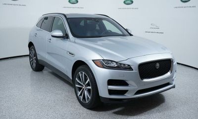 2018 Jaguar F-Pace Standard