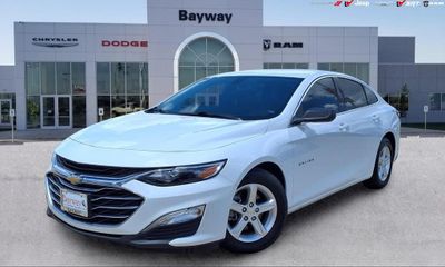 2022 Chevrolet Malibu LS