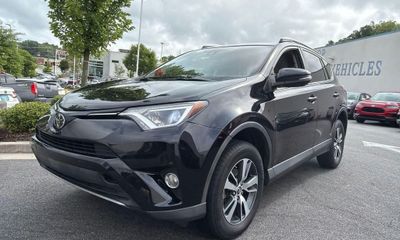 2018 Toyota RAV4 Adventure XLE