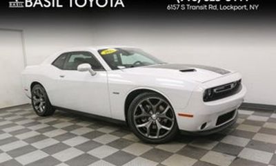 2015 Dodge Challenger SXT Plus