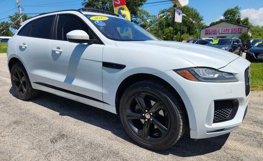 2020 Jaguar F-Pace Checkered Flag