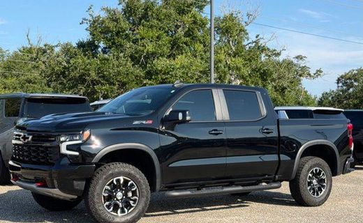 2023 Chevrolet Silverado ZR2