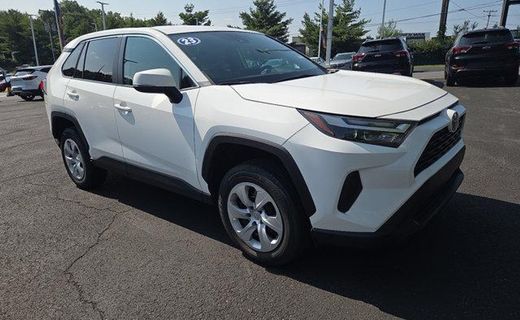 2023 Toyota RAV4 LE
