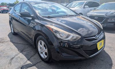 2014 Hyundai Elantra GLS Middle