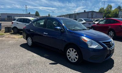 2019 Nissan Versa SV