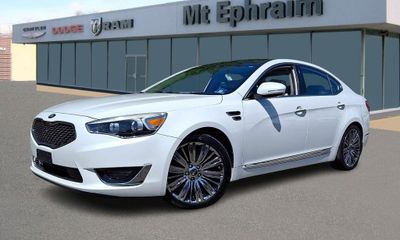 2016 Kia Cadenza Luxury