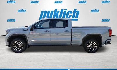2024 GMC Sierra AT4