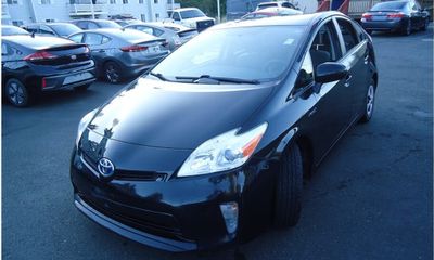 2015 Toyota Prius TWO