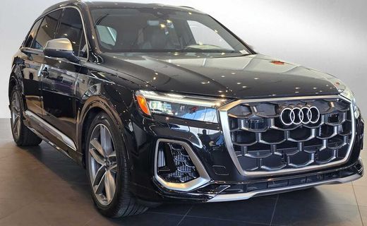 2025 Audi SQ7 Quattro Premium Plus