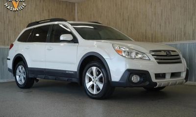 2013 Subaru Outback Limited M R