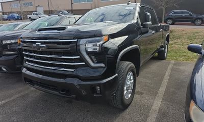 2024 Chevrolet Silverado HD LTZ