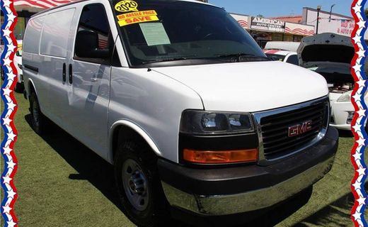 2020 GMC Savana 2500