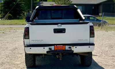 2014 Nissan Titan SV