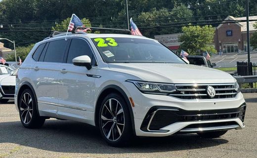 2023 Volkswagen Tiguan 4MOTION SEL Black