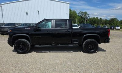 2026 Chevrolet Silverado HD ZR2