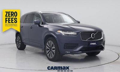 2020 Volvo XC90 Momentum