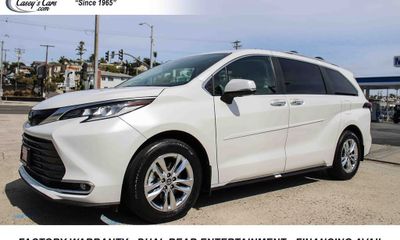 2024 Toyota Sienna Limited