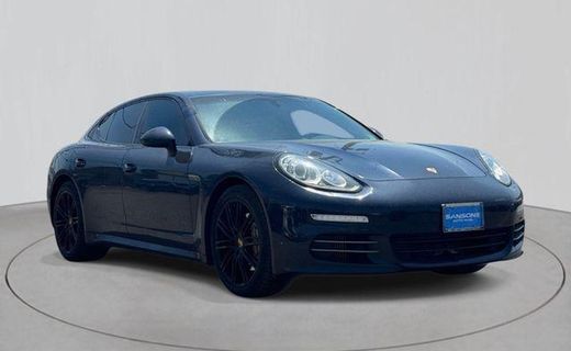 2016 Porsche Panamera