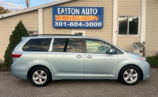 2015 Toyota Sienna LE