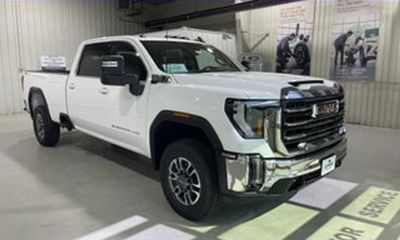 2026 GMC Sierra HD SLE