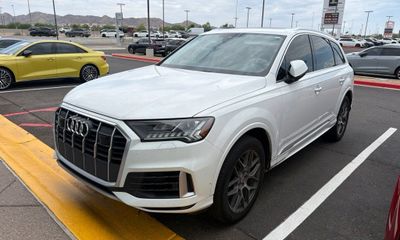 2023 Audi Q7 Quattro Premium