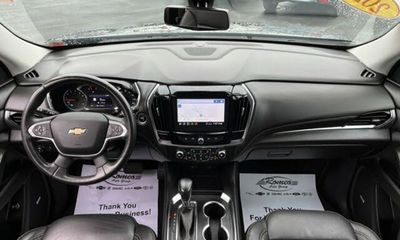2021 Chevrolet Traverse LT