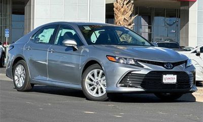 2024 Toyota Camry LE