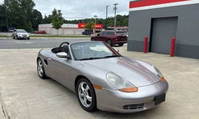 2002 Porsche Boxster Base