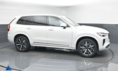2026 Volvo XC90 Core