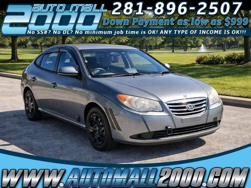 2010 Hyundai Elantra — a typically priced live listing