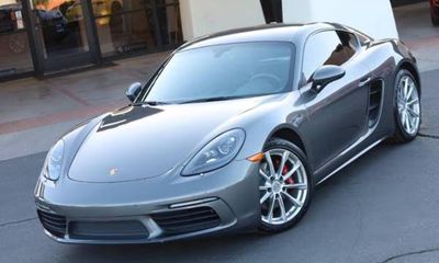 2018 Porsche 718 Cayman