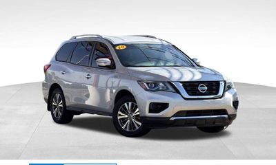 2020 Nissan Pathfinder S