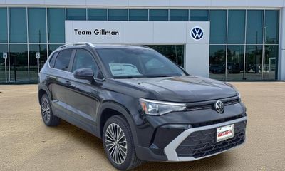2026 Volkswagen Taos SE