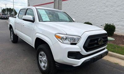 2023 Toyota Tacoma SR5