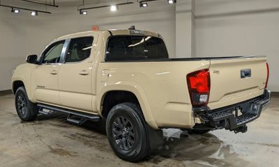 2020 Toyota Tacoma SR5