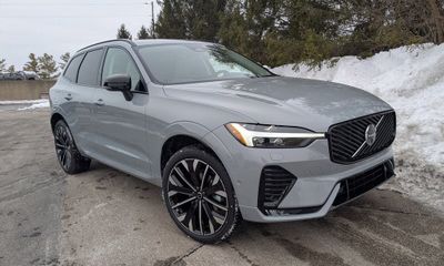 2026 Volvo XC60 Ultra Dark