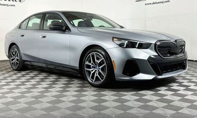 2024 BMW I5 M60