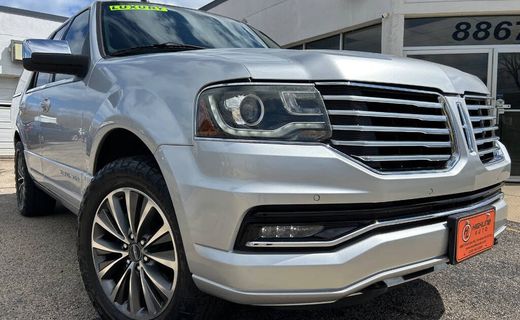 2017 Lincoln Navigator Select